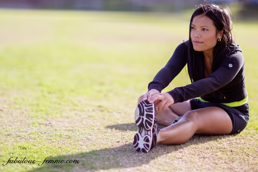 fitness melbourne - girl performing hamstring stretch