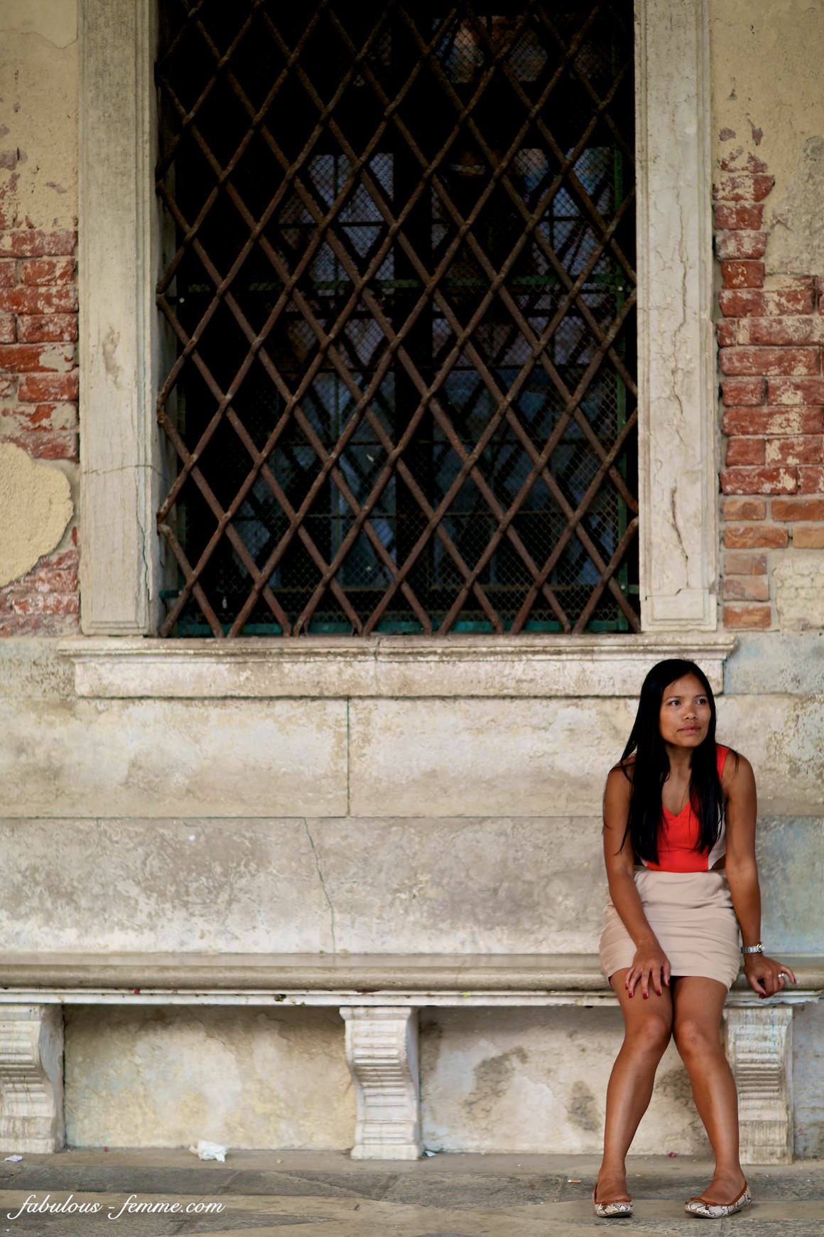 asian fashion blogger in italy