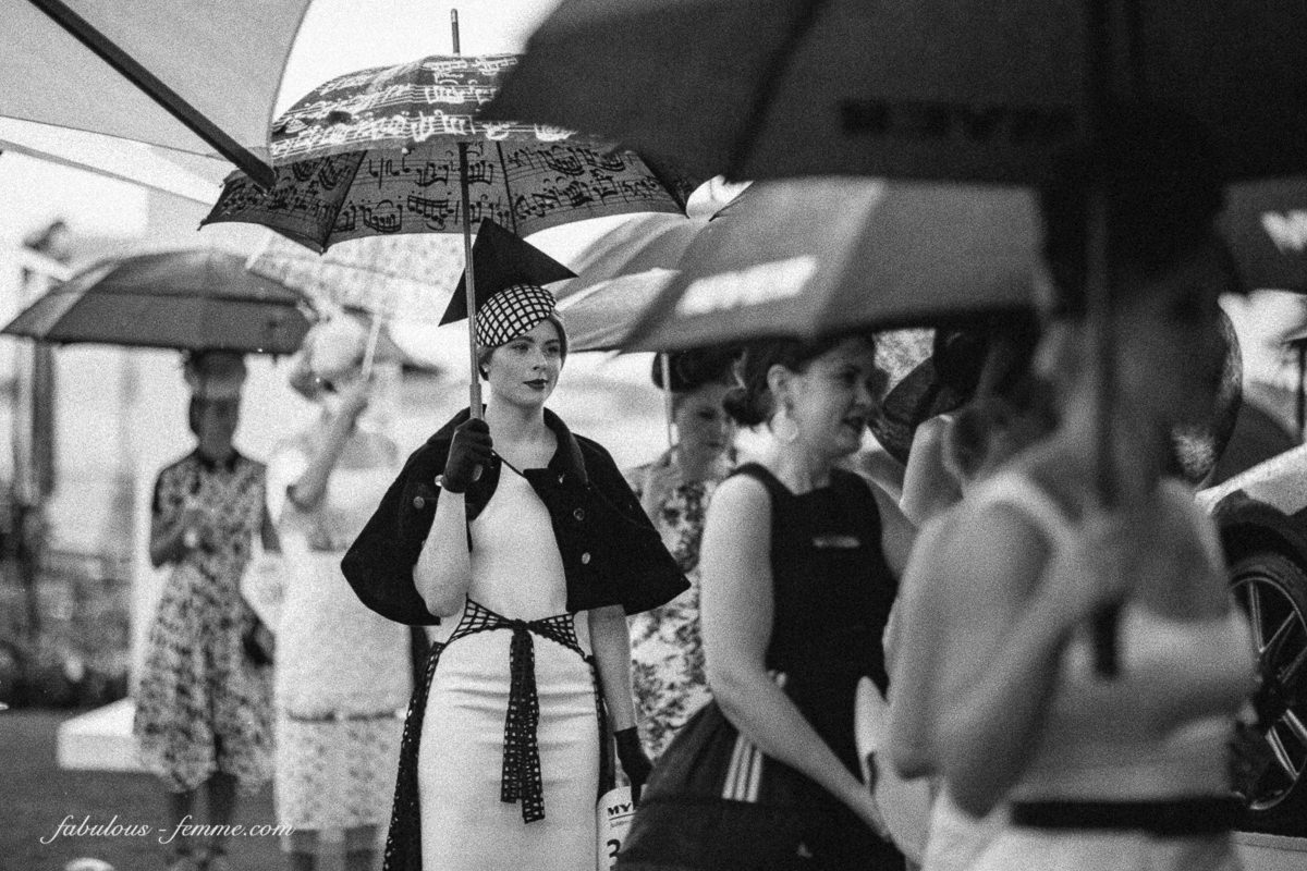 Style in rain at the Melbourne Cup - We provide the best event photography in Melbourne