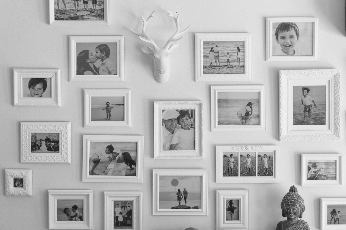 best melbourne family photography - creative photographer creates wall of love
