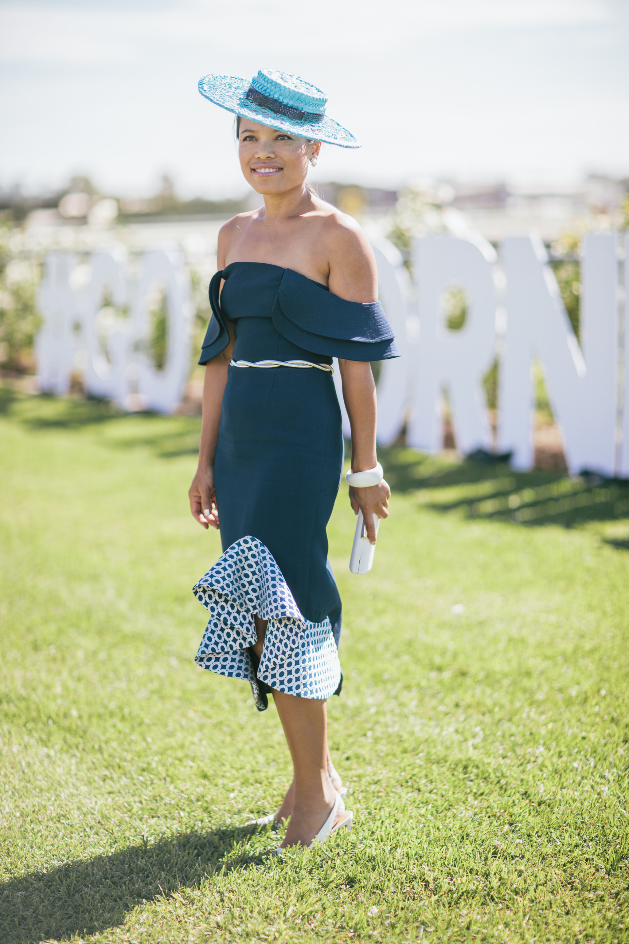 racing fashion outfit at Mornington Cup