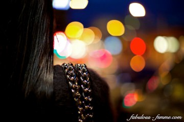 south yarra - look over girls shoulder - bokeh lights photography
