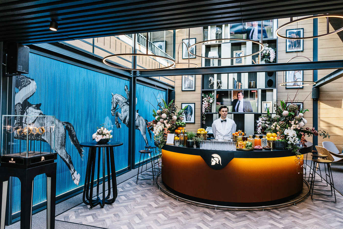 Bar in Birdcage 2019 - luxurious designs