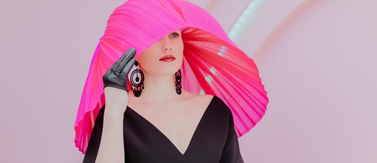 Racing Fashion Photos on Oaks Day - Bold and stylish Millinery at the Spring Racing Carnival - Best Millinery to stand out - velvet&tonic Millinery at the races in Melbourne